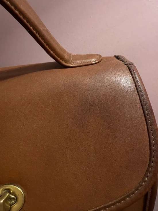 Vintage Coach Manor Bag - Picture 4 of 15